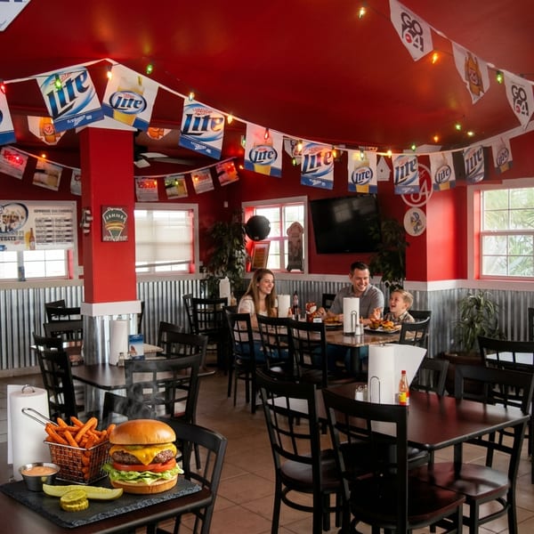 The Burger Barn Manvel interior dining